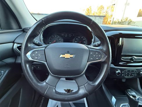 Used 2019 Chevrolet Traverse LT image 14
