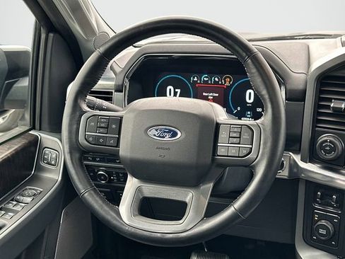 Used 2022 Ford F150 Lariat image 6