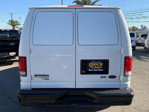 Used 2014 Ford E-250 and Econoline 250 w/ Interior Upgrade Package image 7
