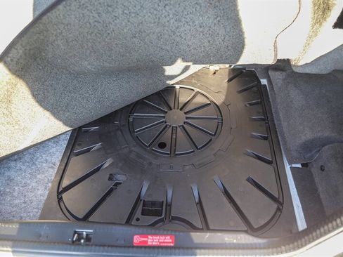 Used 1995 Mercedes-Benz E 320 Convertible image 91