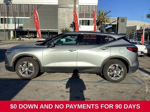 Used 2025 Chevrolet Blazer LT AWD/4WD image 3