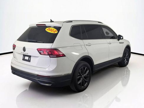 Used 2022 Volkswagen Tiguan SE FWD image 5