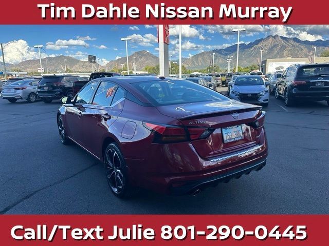 Used 2023 Nissan Altima 2.5 SR w/ SR Premium Package AWD/4WD image 9