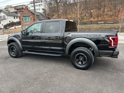 Used 2018 Ford F150 Raptor w/ Equipment Group 802A Luxury image 5