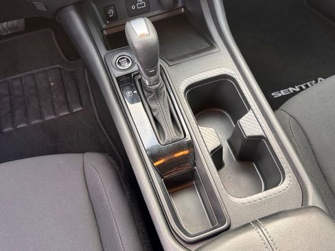 Certified 2024 Nissan Sentra S FWD image 18