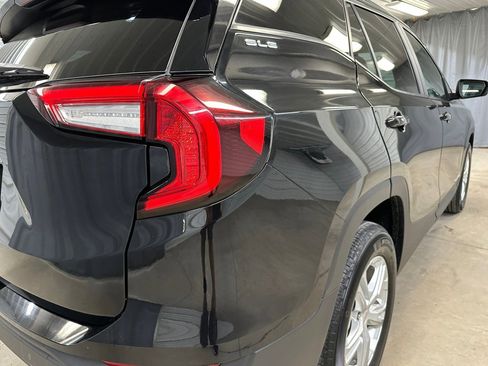 Used 2023 GMC Terrain SLE w/ Driver Convenience Package FWD image 27
