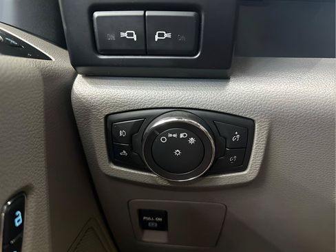 Used 2019 Ford F150 XL w/ Equipment Group 101A Mid AWD/4WD image 16