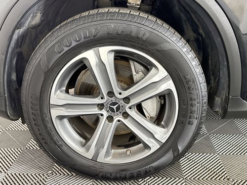 Used 2018 Mercedes-Benz GLC 300 image 36