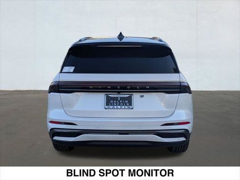 New 2026 Lincoln Nautilus Reserve w/ Jet Appearance Package AWD/4WD image 5