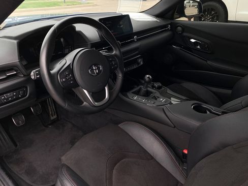 Used 2025 Toyota Supra RWD image 16