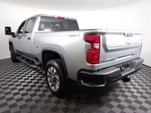 Used 2026 Chevrolet Silverado 2500 Custom w/ Custom Convenience Package AWD/4WD image 13