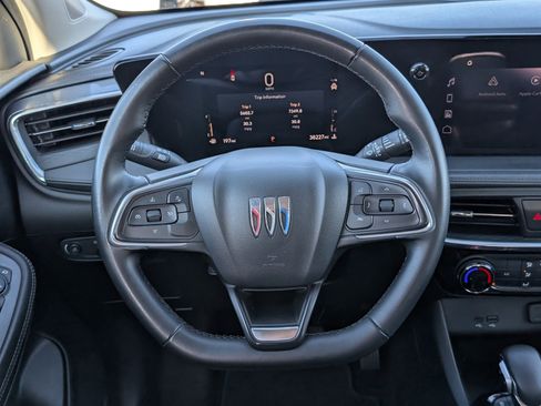 Used 2024 Buick Encore GX Sport Touring image 15