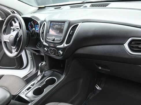 Used 2021 Chevrolet Equinox LT FWD image 28