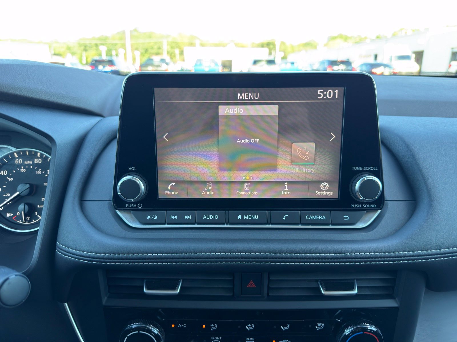 Used 2023 Nissan Rogue S AWD/4WD image 23