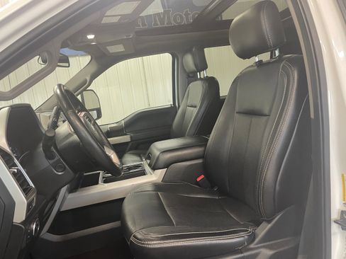 Used 2020 Ford F250 Lariat w/ Lariat Ultimate Package AWD/4WD image 12