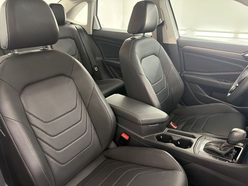 Used 2021 Volkswagen Jetta SEL Premium FWD image 33