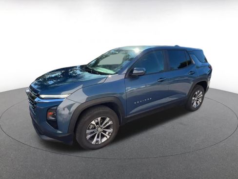 Used 2025 Chevrolet Equinox LT image 8