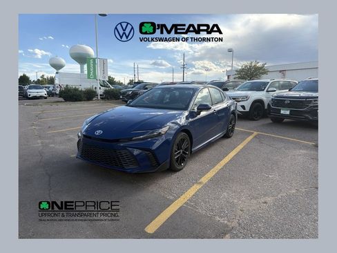 Used 2026 Toyota Camry SE w/ Convenience Package AWD/4WD image 1
