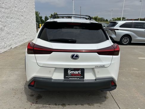Used 2019 Lexus UX 250h w/ Premium Package AWD/4WD image 5