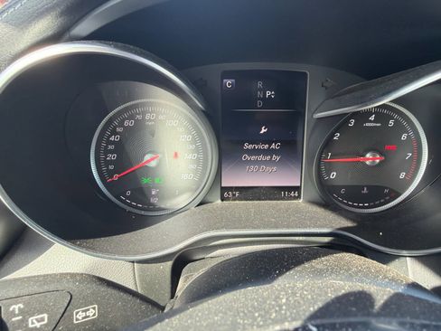 Used 2019 Mercedes-Benz GLC 300 4MATIC image 6