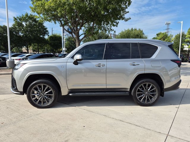 Used 2023 Lexus LX 600 F Sport w/ Accessory Package (Z1) AWD/4WD image 9
