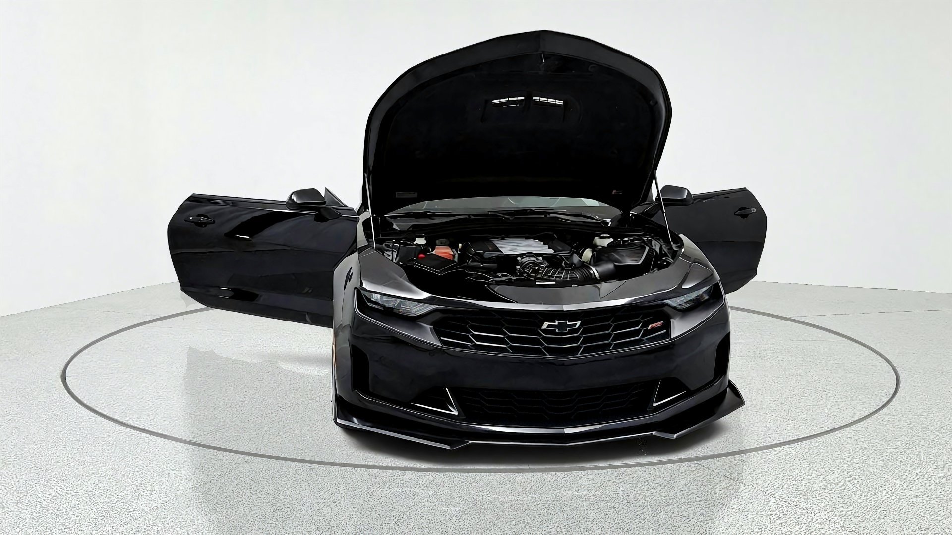 Used 2022 Chevrolet Camaro LT RWD image 15