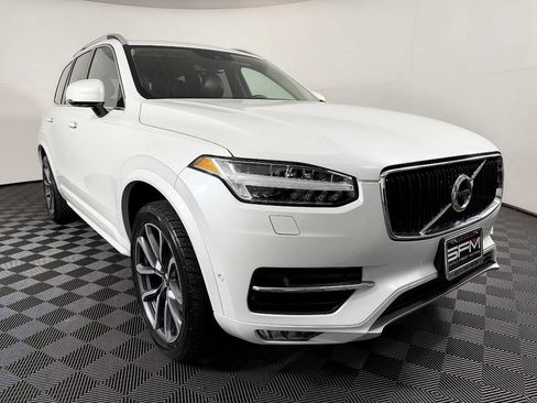 Used 2017 Volvo XC90 T6 Momentum w/ Vision Package AWD/4WD image 5