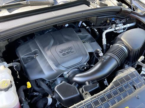 Used 2022 Jeep Grand Cherokee Summit AWD/4WD image 30