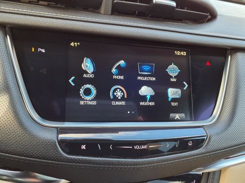 Used 2019 Cadillac XT5 Luxury image 4