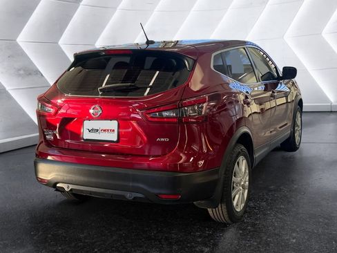 Used 2022 Nissan Rogue Sport S image 4