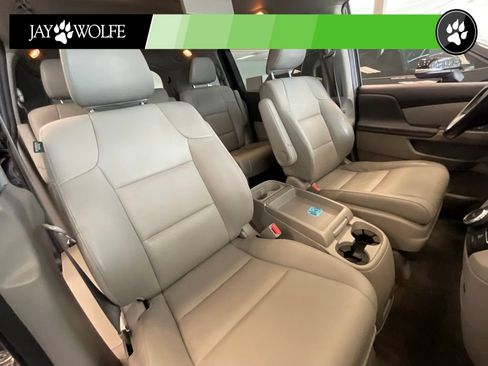 Used 2016 Honda Odyssey EX-L image 18