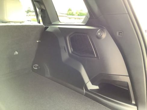 New 2026 Jeep Cherokee Limited AWD/4WD image 33