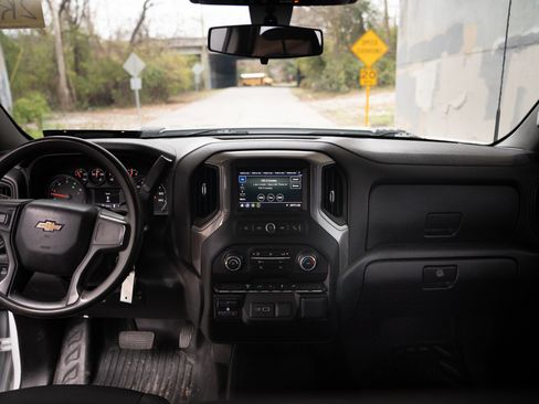 Used 2023 Chevrolet Silverado 3500 W/T w/ WT Fleet Convenience Package image 15