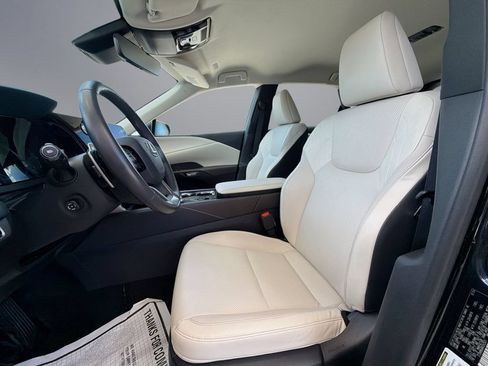 Certified 2024 Lexus RX 350 FWD w/ Technology Package image 30
