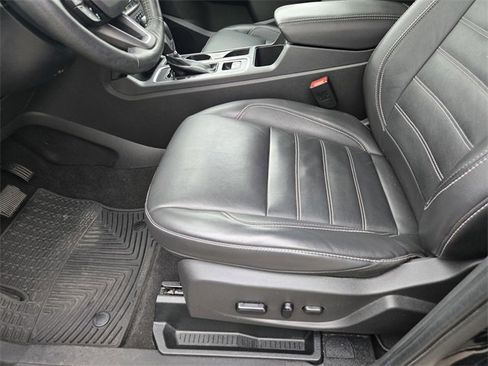 Used 2019 Ford Escape Titanium image 23