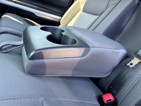 Used 2017 Toyota Tundra SR5 w/ SR5 Upgrade Package image 30