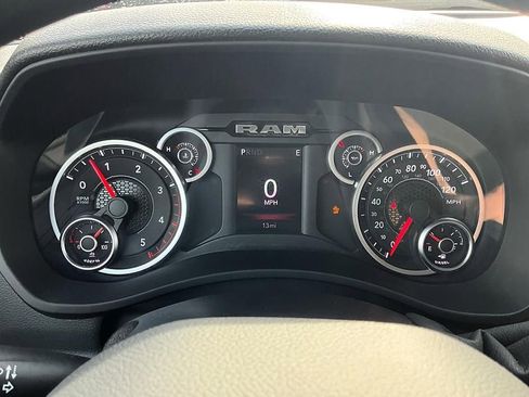New 2026 RAM 2500 Tradesman AWD/4WD image 17