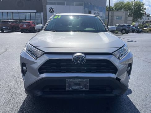 Used 2021 Toyota RAV4 XLE w/ Convenience Package AWD/4WD image 2
