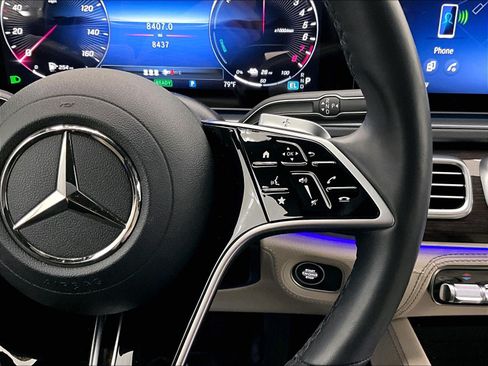 Certified 2024 Mercedes-Benz GLE 450e 4MATIC image 22