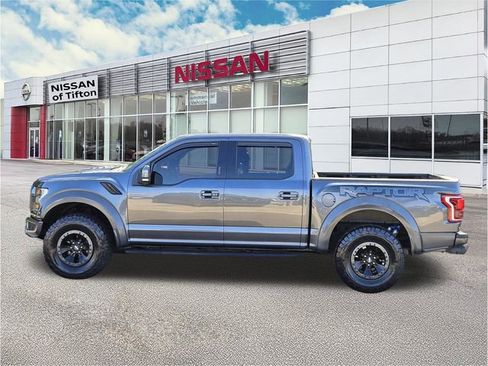 Used 2018 Ford F150 Raptor w/ Equipment Group 802A Luxury AWD/4WD image 7