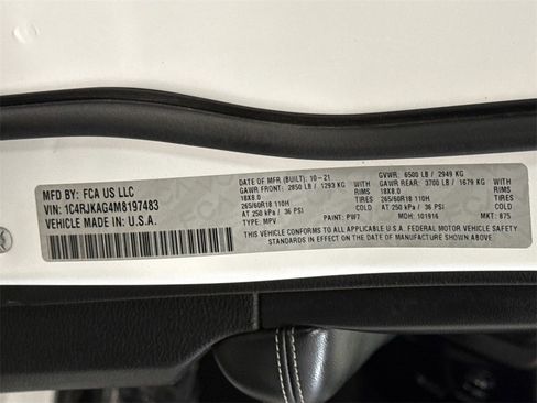 Used 2021 Jeep Grand Cherokee L Laredo w/ Luxury Tech Group I image 27