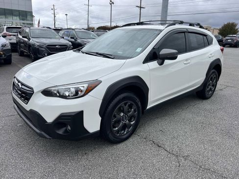 Used 2021 Subaru Crosstrek 2.5i Sport w/ Moonroof Package image 3