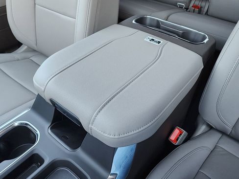 New 2026 GMC Sierra 1500 SLT w/ SLT Premium Plus Package AWD/4WD image 32