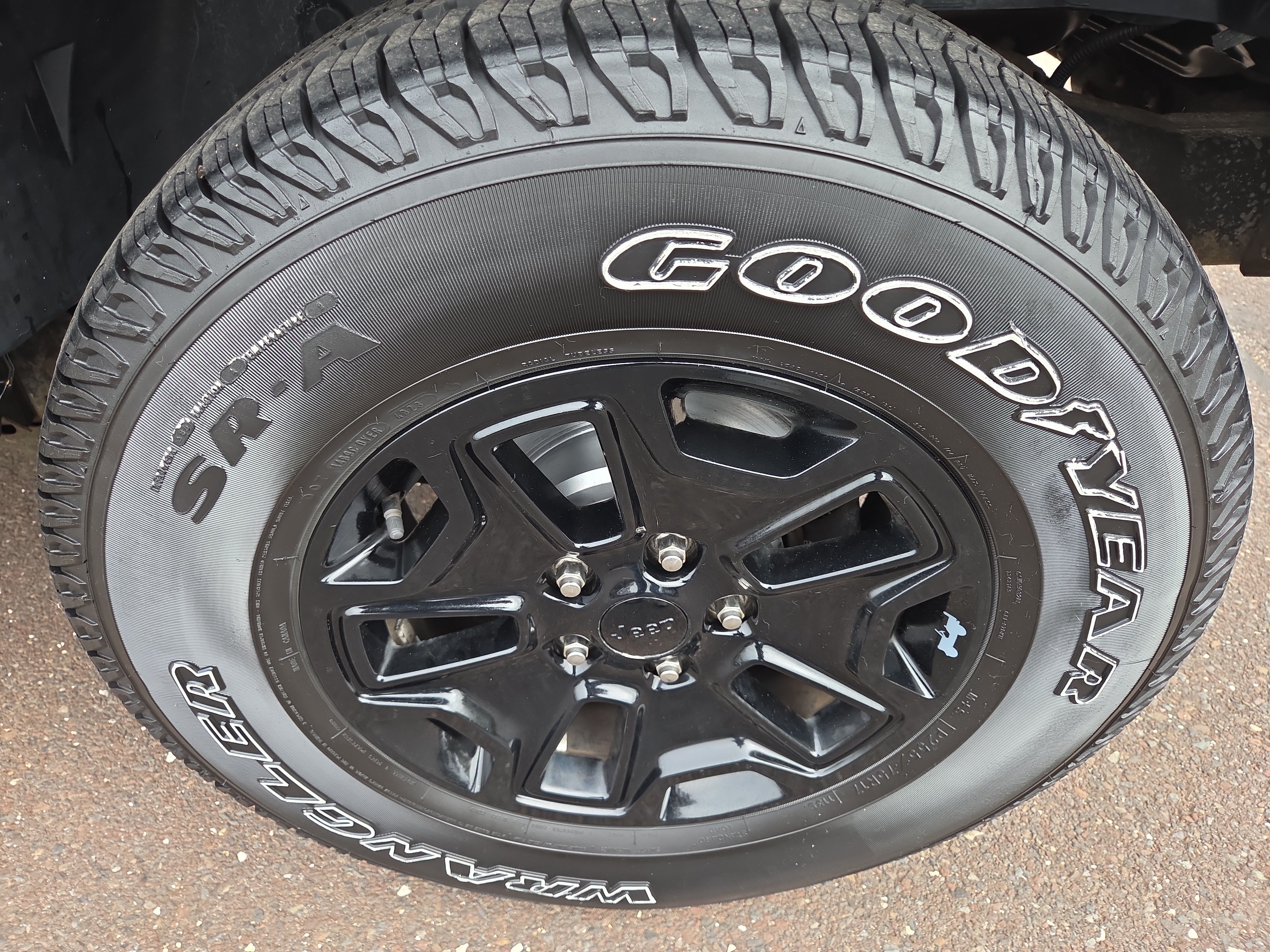 Used 2014 Jeep Wrangler Sport AWD/4WD image 11
