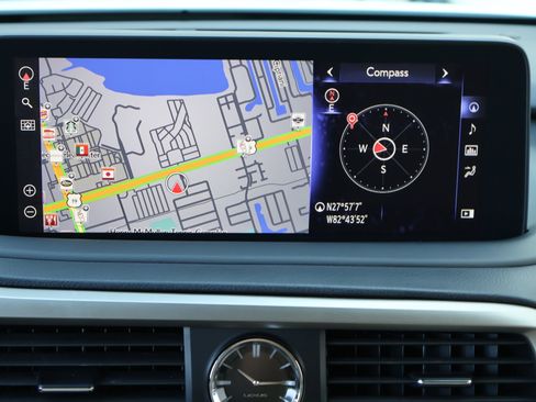 Used 2021 Lexus RX 450hL AWD w/ Premium Package image 3