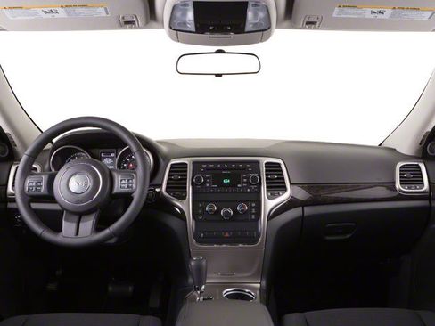 Used 2013 Jeep Grand Cherokee Limited RWD image 10