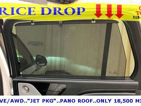 Used 2023 Lincoln Aviator Reserve w/ Equipment Group 201A image 16