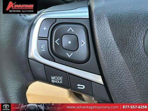Used 2016 Toyota Camry XLE FWD image 24