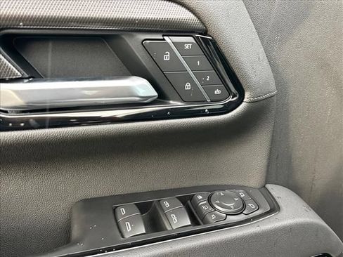 New 2026 GMC Sierra 2500 AT4 w/ AT4 Premium Plus Package AWD/4WD image 28