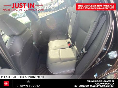 Used 2026 Toyota Corolla Cross XLE w/ Convenience Package FWD image 7